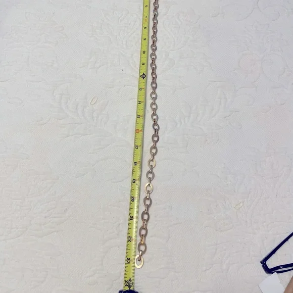 Chico’s Chunky Medallion Adjustable Chain Belt - Picture 8 of 10